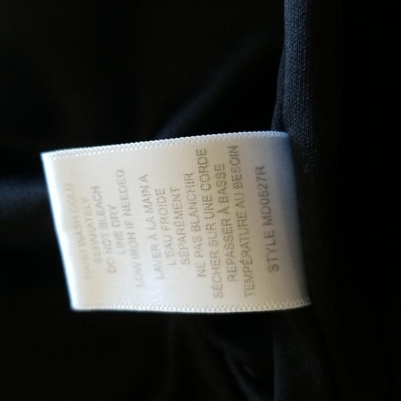 Black dress - Picture 6 of 6